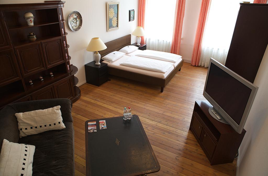 Hotel Pension Fasanenhaus Berlín Habitación foto