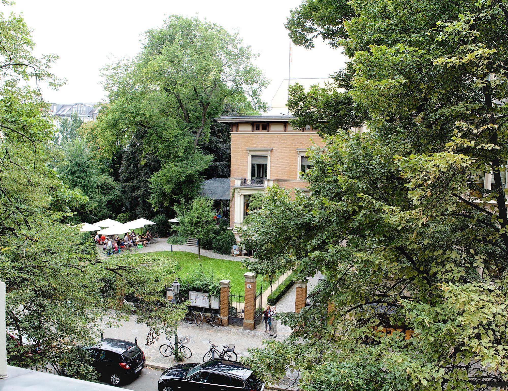 Hotel Pension Fasanenhaus Berlín Exterior foto