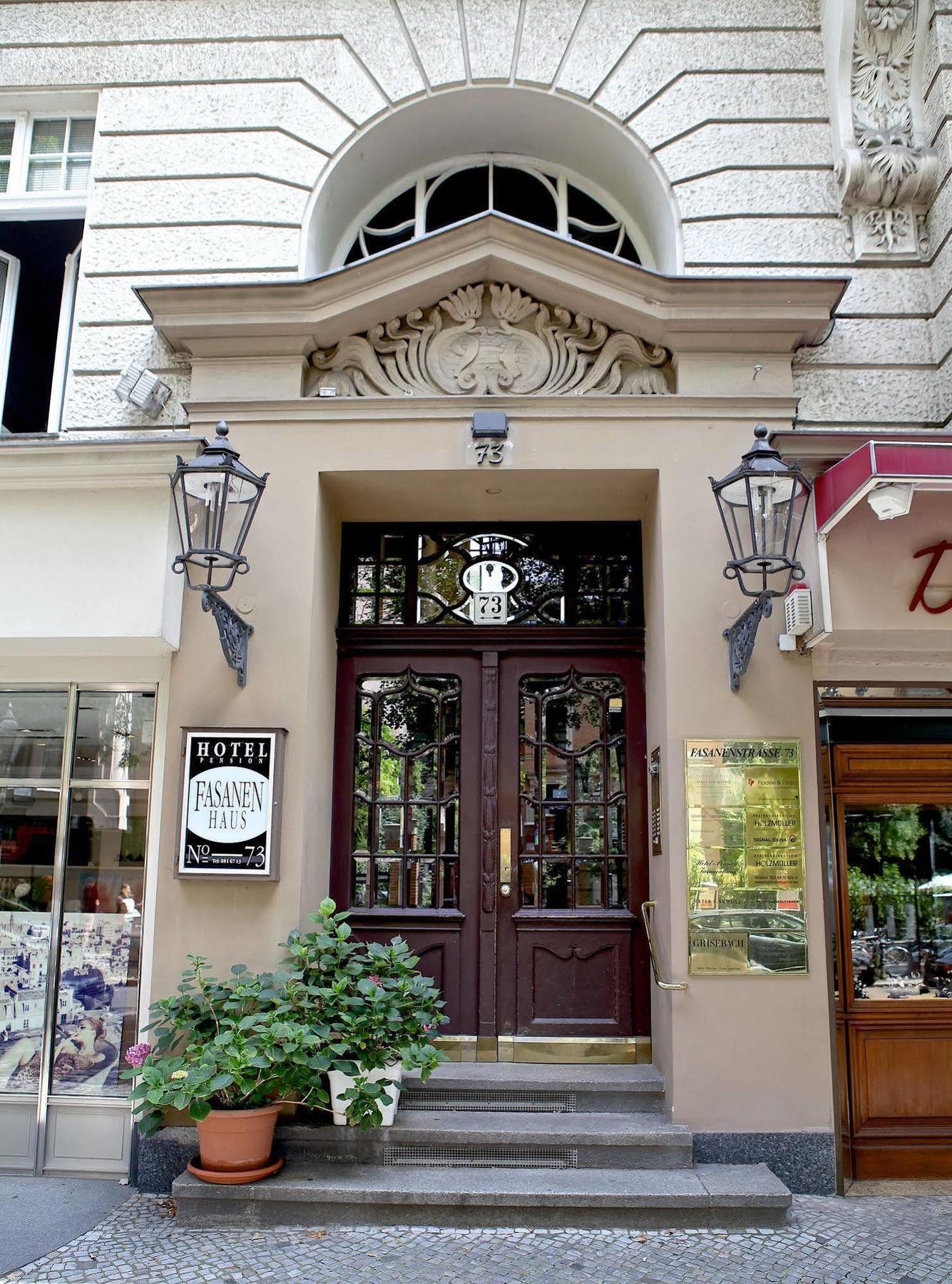 Hotel Pension Fasanenhaus Berlín Exterior foto